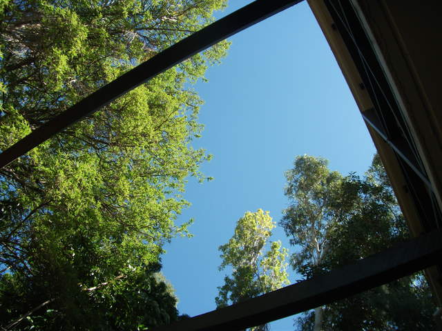 Look!  No clouds!