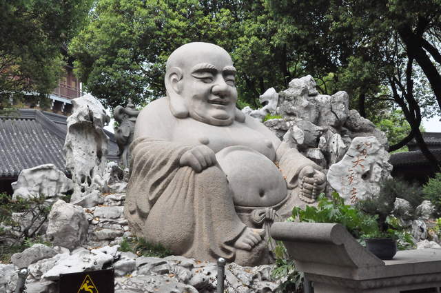 Buddha at Bao'en Temple