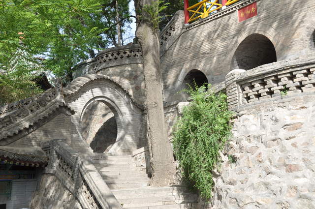 House at Huaqing Hot Springs