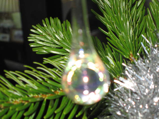 Christmas tear-drop