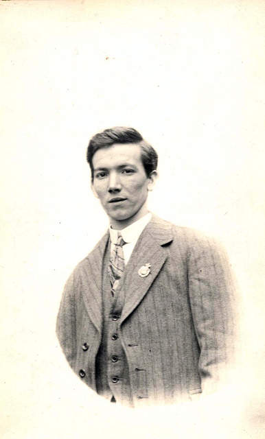 127.jpg