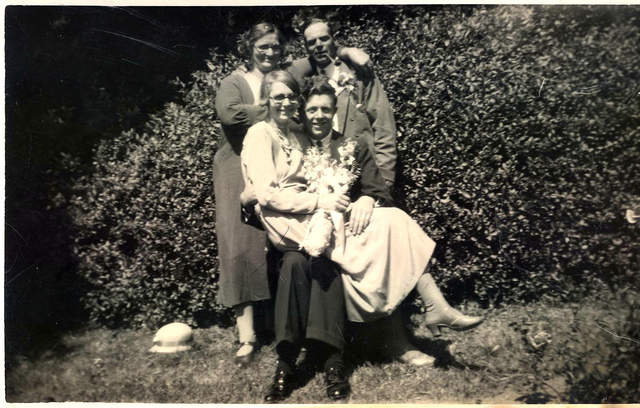 (back) Dorothy Warnes, Robert Warnes, (front) Beryl Blake, Leslie Blake