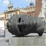 Market square sculpture