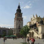 Wieża ratuszowa (Town Hall Tower) and the Sukkience (The Cloth Hall)
