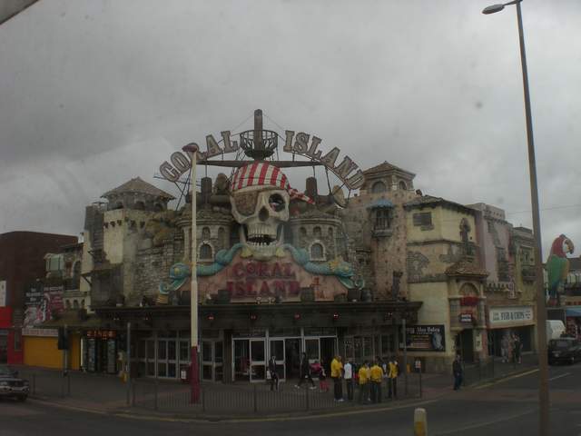 Coral Island amusements