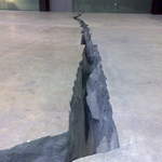 Doris Salcedo, Shibboleth