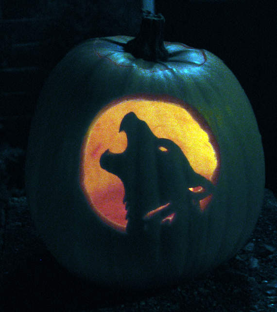 Howling Wolf Pumpkin