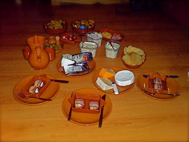 Sinterklaas - food.jpg