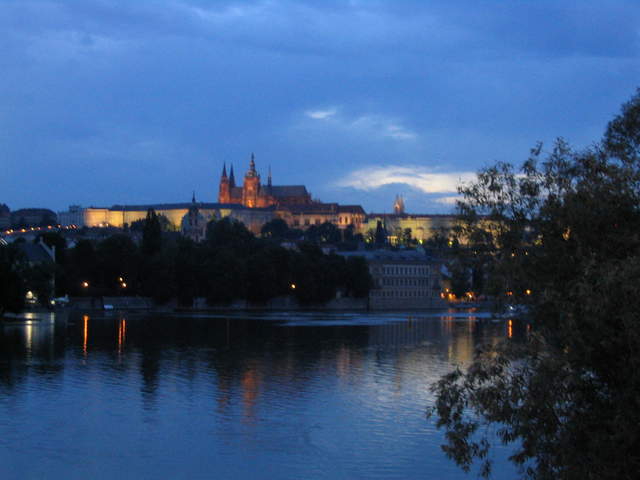 St Vitus's by night