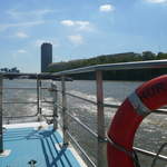Back of the Tate-to-Tate Clipper