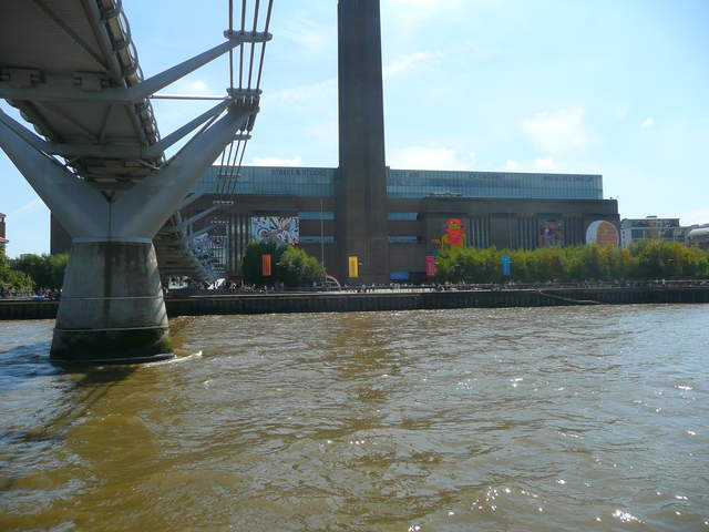 Millenium Bridge and The Tate Modern from the Clipper