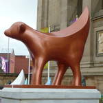 Monument to the Superlambanana