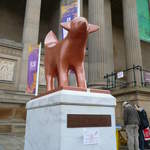 Monument to the Superlambanana