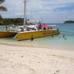 Lunch stop on Around island Catamaran 