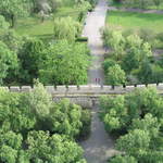 View of the wall below, from Eiffelovka