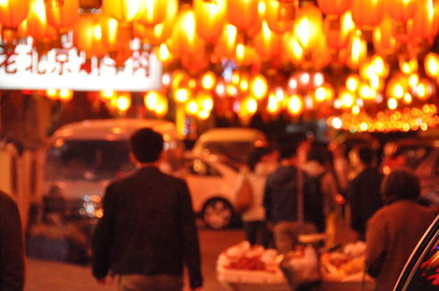 Night, and lanterns along Dongzhimen Nei Dajie