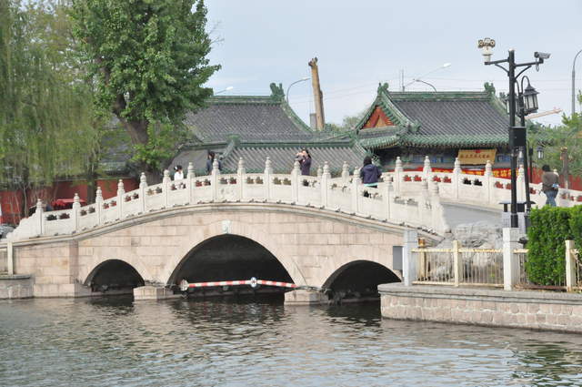 Bridge on Houhai Lake