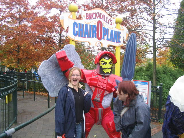Ali and Karen, extremely excited to meet Santis the Knight.