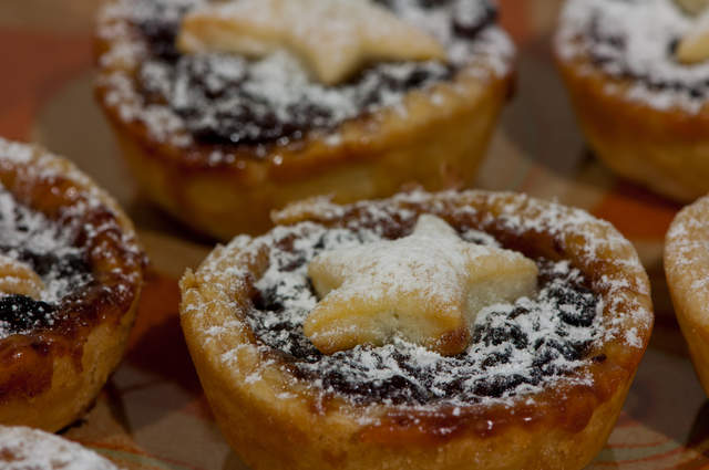 Home-made mince pies
