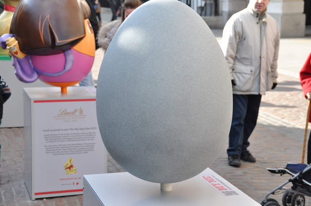 005 - A Monument to the Egg