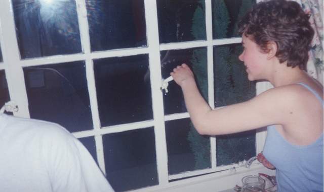 Michelle, trying to escape from Graham