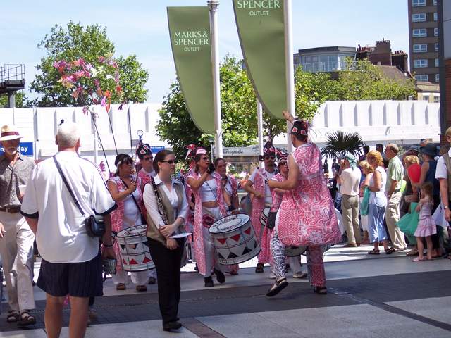 100_0912.JPG
The Homecoming Parade