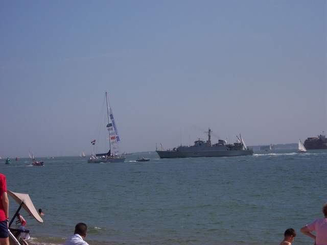 100_0956.JPG
Team Stelmar & HMS Shoreham