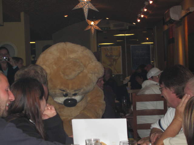 Mr Bear in the Auberge