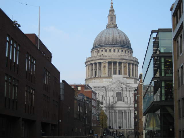 St Pauls Cathedral, under construction