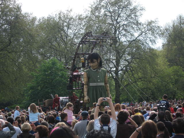 The Girl in St James' Park