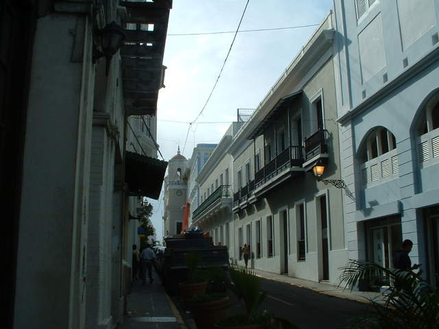 Photo taken from the corner of Cruz and San Fransico St. of the San Juan Cathedral