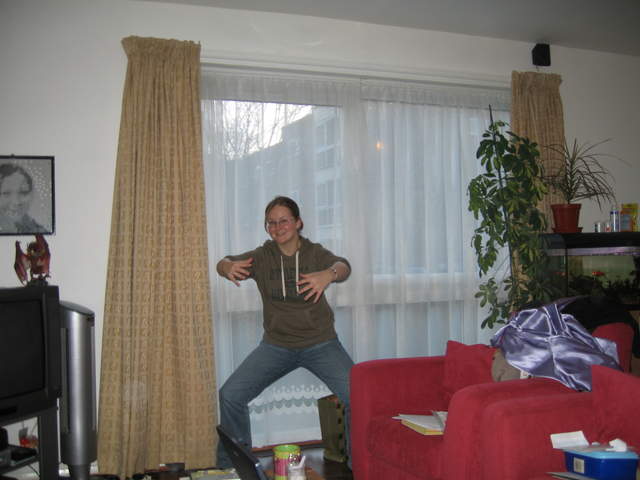 Ali, pretending she's the tree