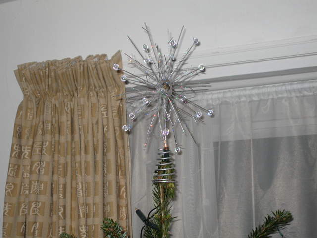 Christmas tree star