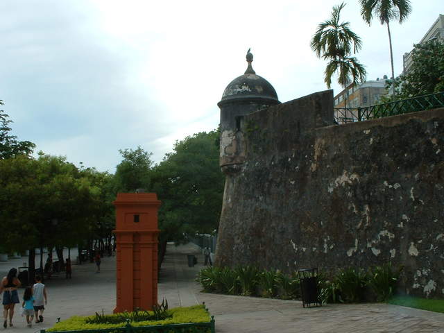 Photo taken on La Princessa Promenade and Puntilla St.