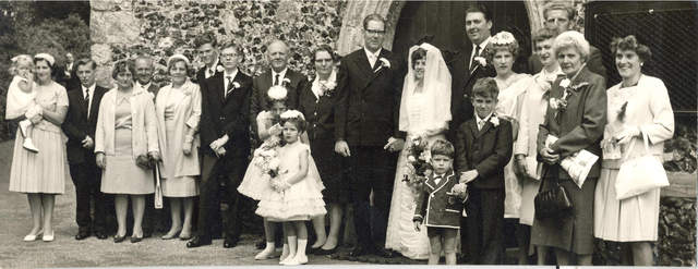 (Back row) Sally Warnes, Pat Warnes, Eric Jackson, Jean Jackson, Arhtur Boxall, Joan Boxall, Ian Blake, Stephen Blake, Leslie Bl