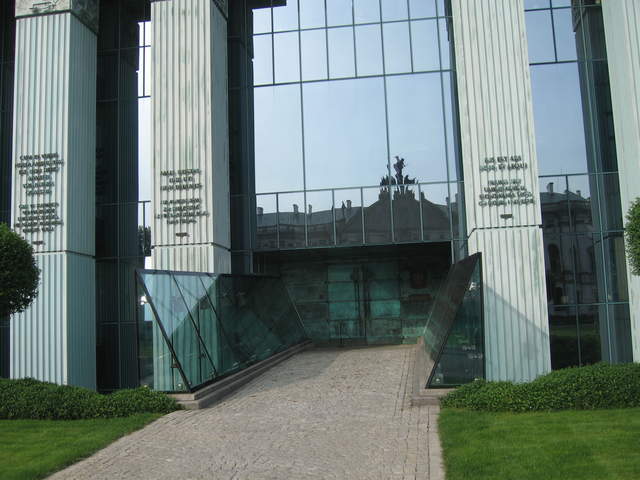 The Supreme Court, Warsaw