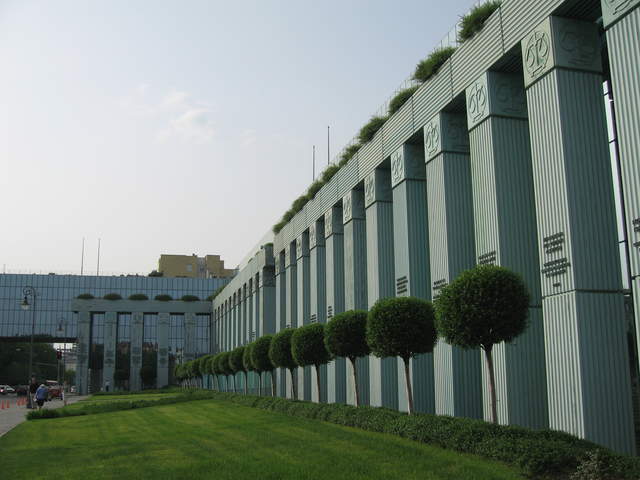 The Supreme Court, Warsaw