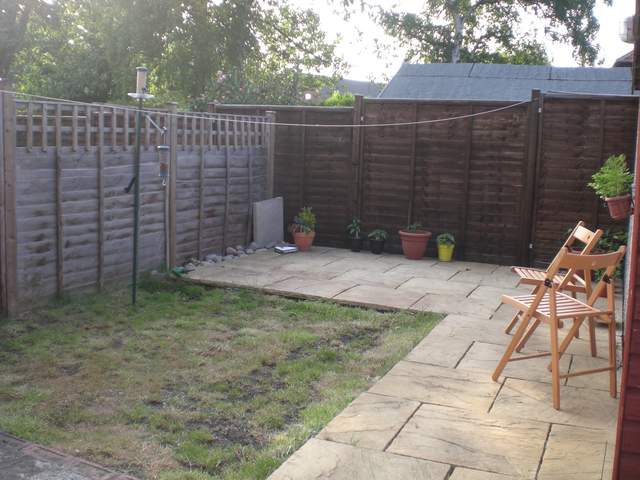 Garden 014.jpg