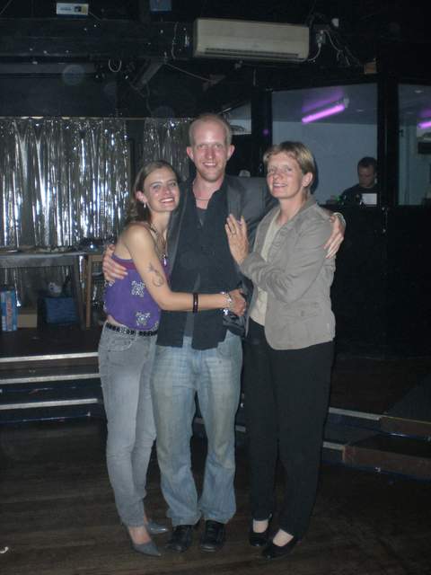 Dani, Bart and Bart's mum