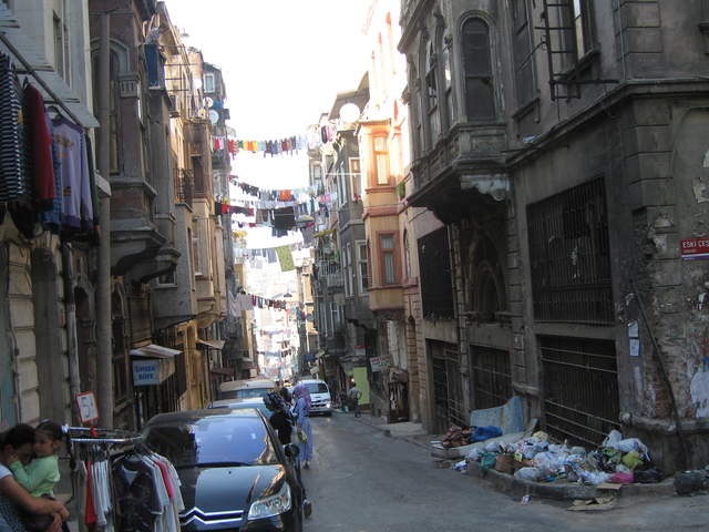 Back street laundry near Taxsim Sq.
