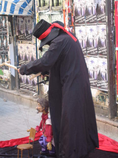 Puppeteer around Taxsim
