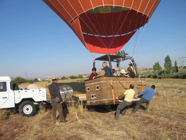 Getting the balloon onto the trailer