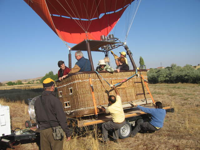 Getting the balloon onto the trailer