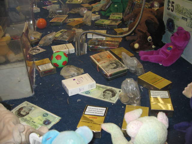 Cigarettes in the grabber machine