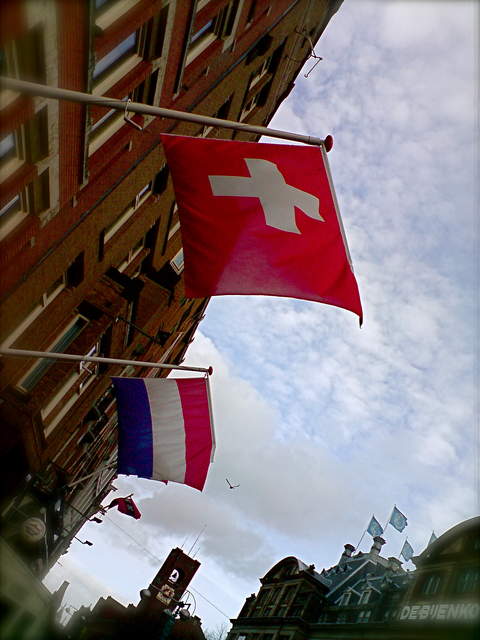 Amsterdam - Flags.jpg