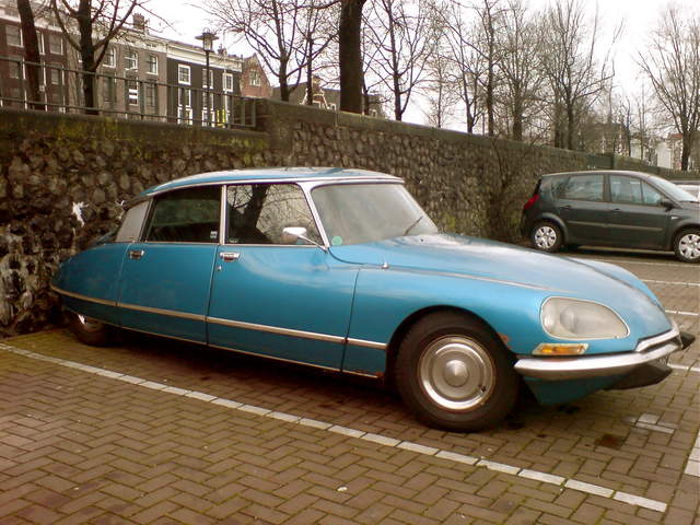 Amsterdam - What Is This Car?.jpg