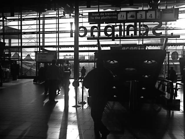 Schipohol Airport.jpg