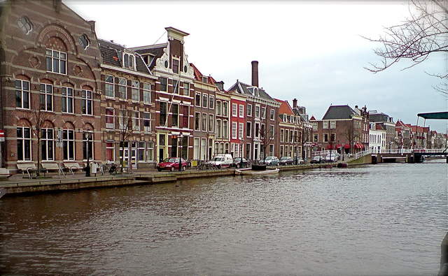 Sinterklaas - Typical Waterfront.jpg