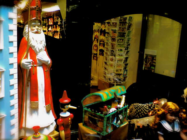 Sinterklaas Display.jpg