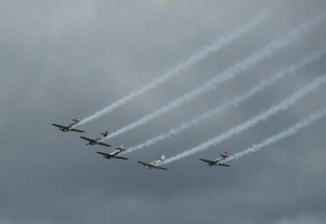 Aerostars YAK-50 Team